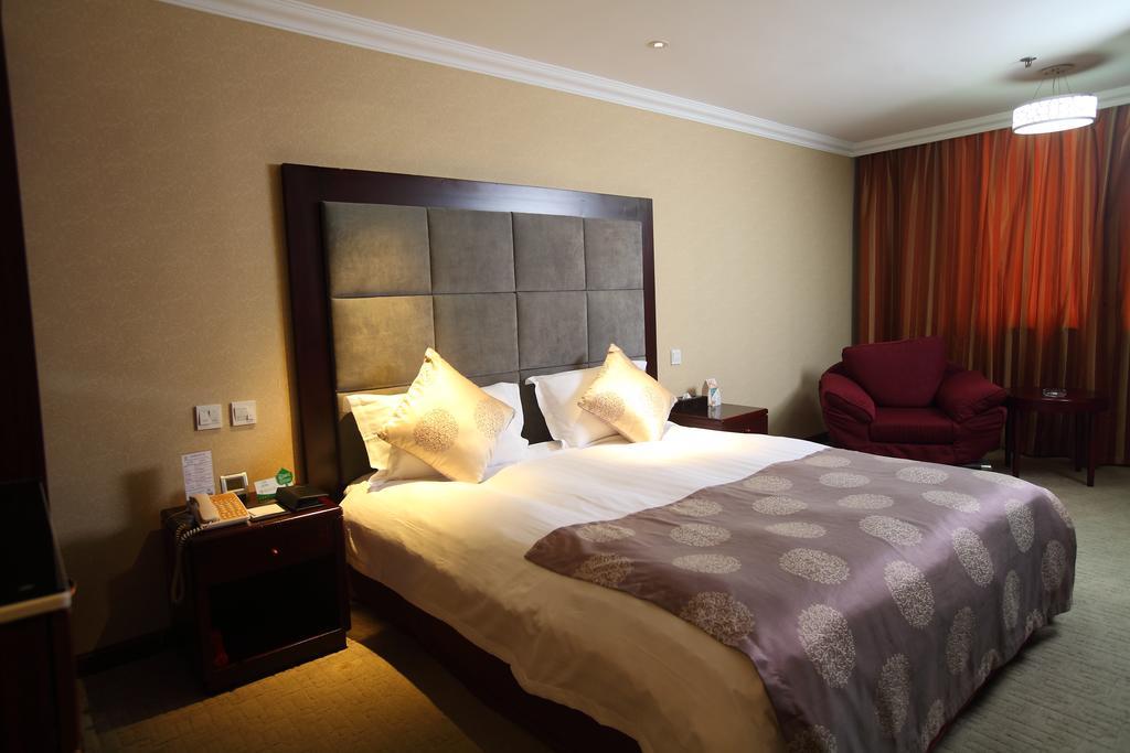 Qingdao Sanfod Hotel Номер фото