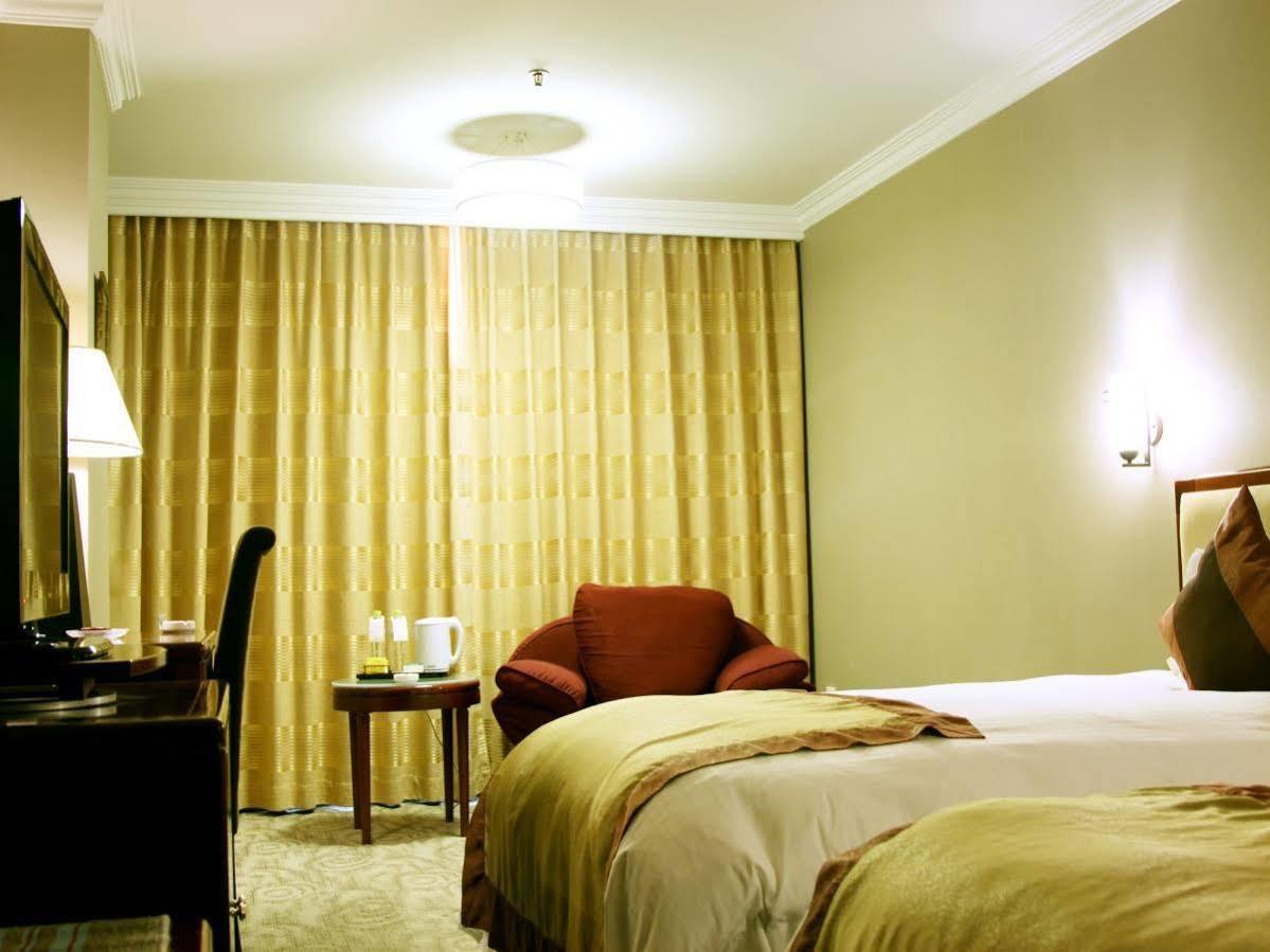 Qingdao Sanfod Hotel Экстерьер фото